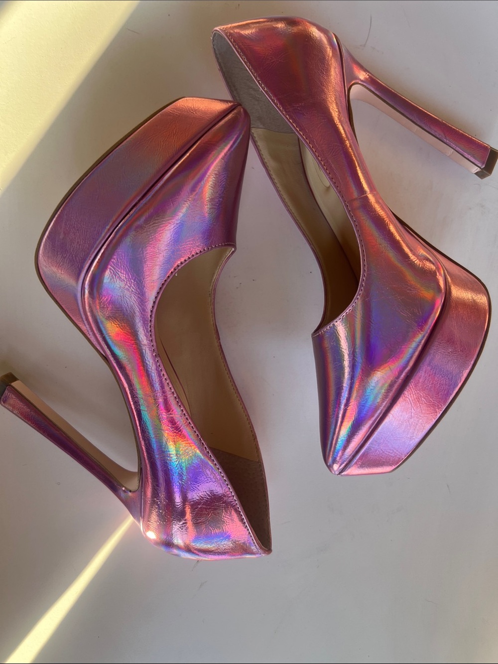 Jessica Simpson Pink Iridescent Platform Pumps